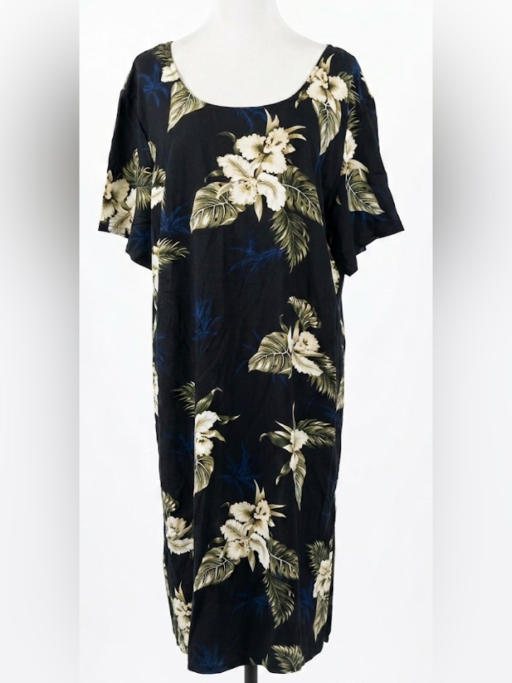 Hawaii Station Muumuu Dress 2XL Black Tropical Floral Rayon Made in Hawaii VTG